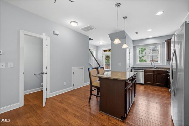 2804 Piedmont River Way, Raleigh, NC 27606