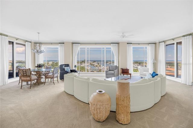 100 BEACH DRIVE NE 702, St Petersburg, FL 33701