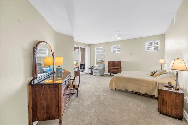 100 BEACH DRIVE NE 702, St Petersburg, FL 33701