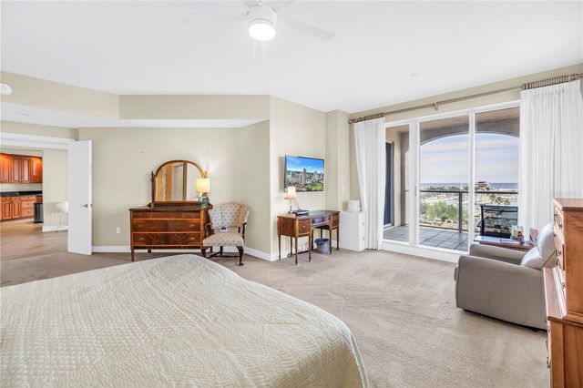 100 BEACH DRIVE NE 702, St Petersburg, FL 33701