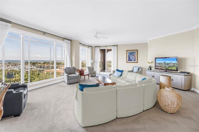 100 BEACH DRIVE NE 702, St Petersburg, FL 33701