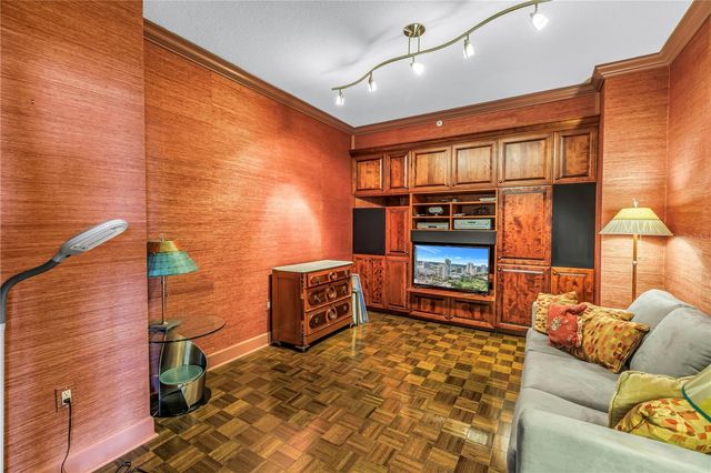 100 BEACH DRIVE NE 702, St Petersburg, FL 33701