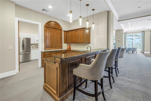 100 BEACH DRIVE NE 702, St Petersburg, FL 33701
