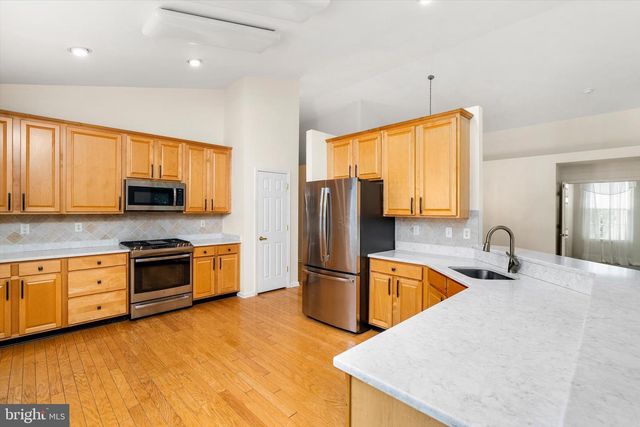 10 POWDERHORN WAY, Allentown, NJ 08501