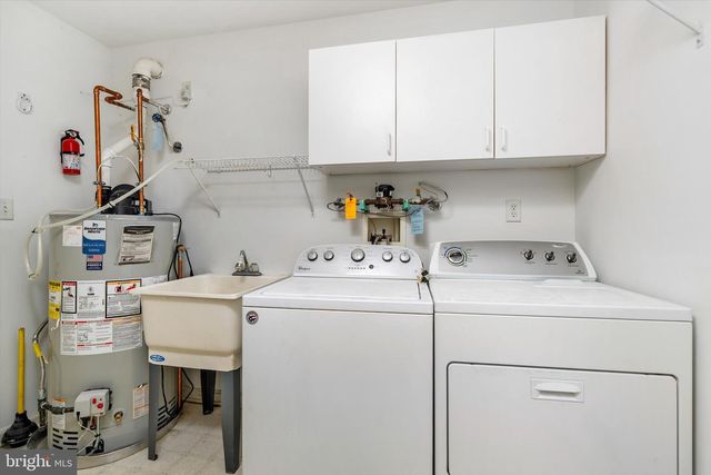 10 POWDERHORN WAY, Allentown, NJ 08501