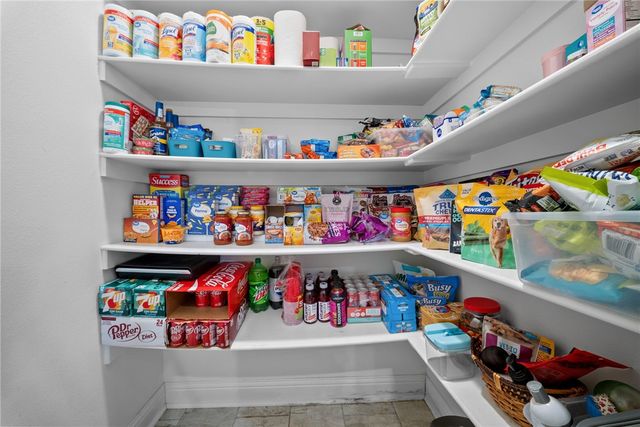 1905 SW Edinburgh Avenue, Bentonville, AR 72713