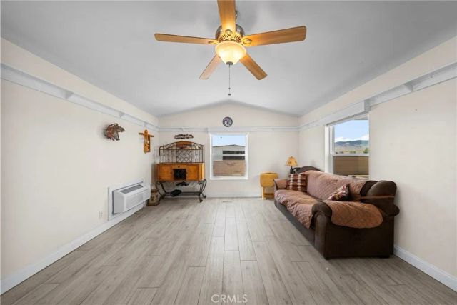 25407 Eaglefall Avenue, Lancaster, CA 93536