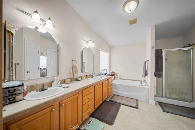 25407 Eaglefall Avenue, Lancaster, CA 93536