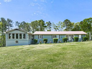 72 Hazelwood NW Road, Cartersville, GA 30121