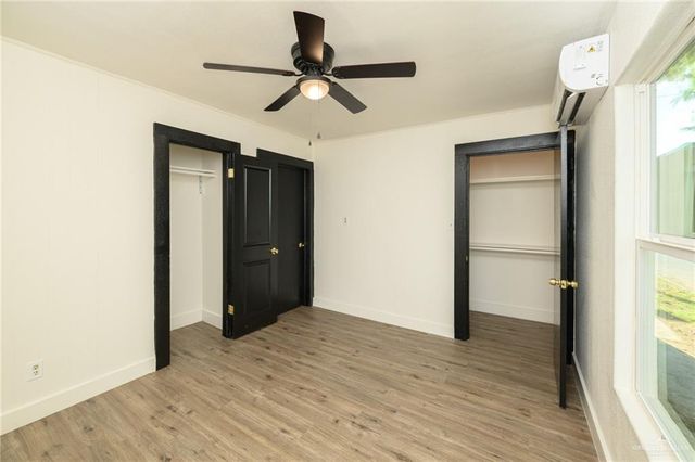 320-322 N 8th Street, Harlingen, TX 78550