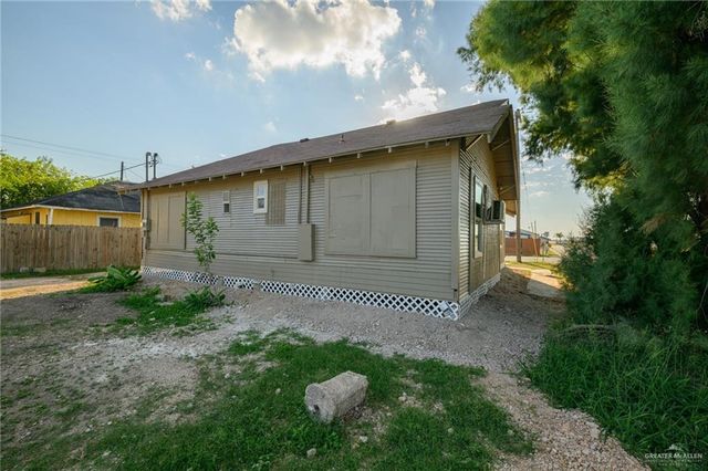 320-322 N 8th Street, Harlingen, TX 78550