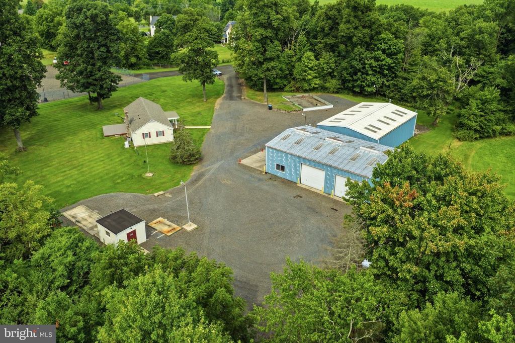 563 DEEP RUN RD, PERKASIE, PA 18944 — photo 3