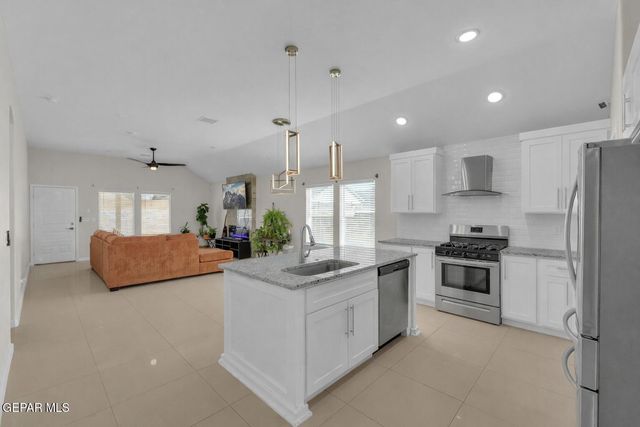 1032 Indigo Sky Street, Horizon City, TX 79928