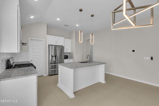 1032 Indigo Sky Street, Horizon City, TX 79928