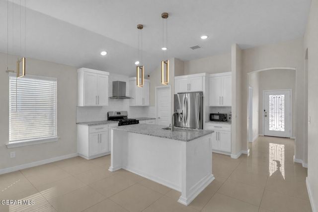 1032 Indigo Sky Street, Horizon City, TX 79928