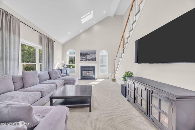 64 Monkton Road, Manalapan, NJ 07726