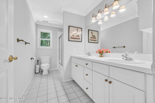64 Monkton Road, Manalapan, NJ 07726