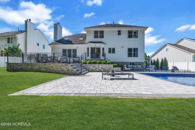 64 Monkton Road, Manalapan, NJ 07726