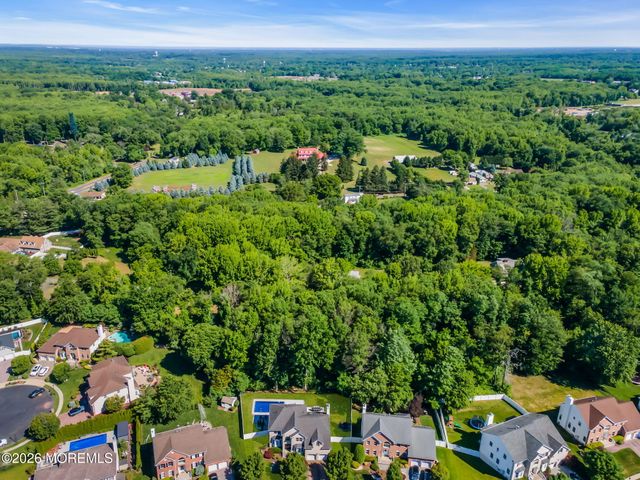 64 Monkton Road, Manalapan, NJ 07726