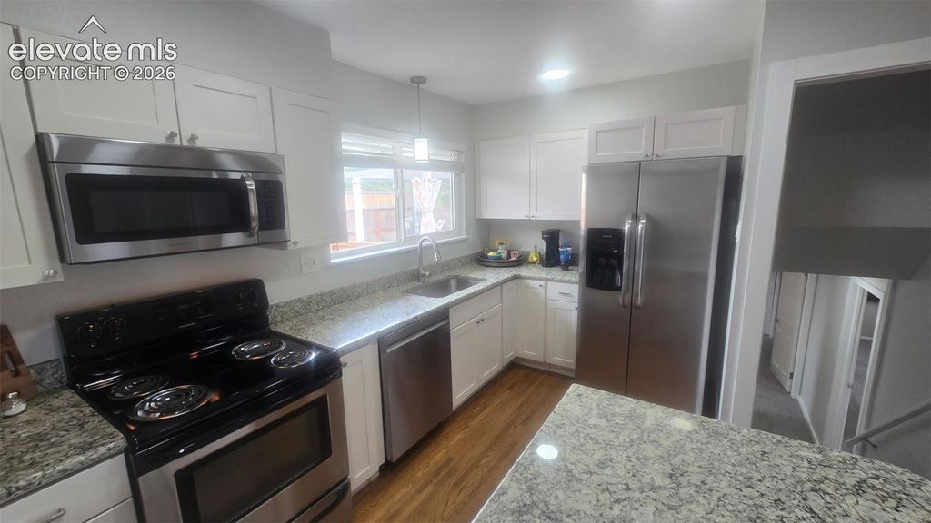 601 Crestridge Avenue, Colorado Springs, CO 80906 — photo 3