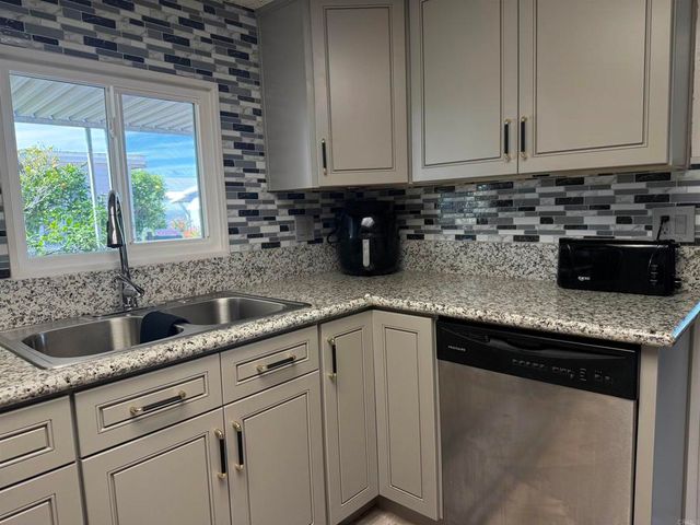 200 N El Camino Real 149, Oceanside, CA 92058