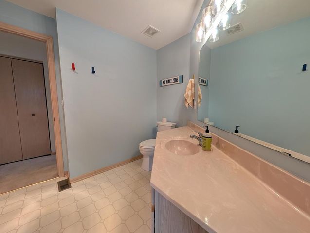 2161 Landings LANE, Delavan, WI 53115