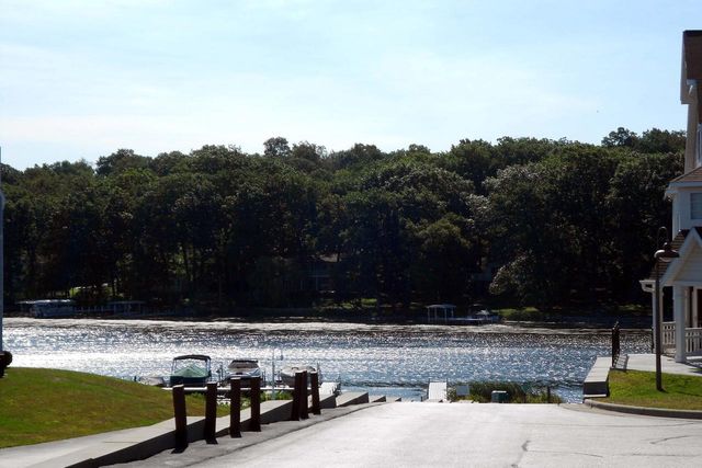 2161 Landings LANE, Delavan, WI 53115