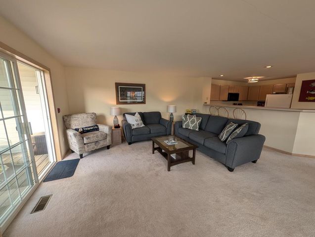 2161 Landings LANE, Delavan, WI 53115