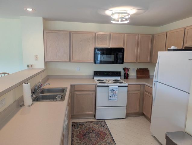 2161 Landings LANE, Delavan, WI 53115