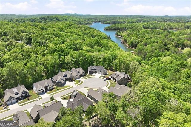 7162 Bluebird Cove, Gainesville, GA 30506
