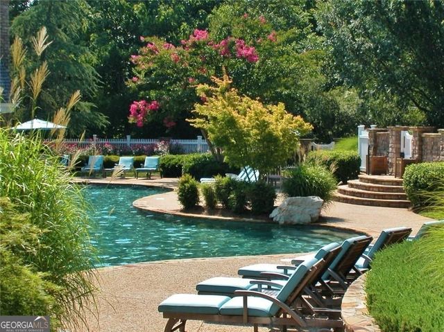 7162 Bluebird Cove, Gainesville, GA 30506
