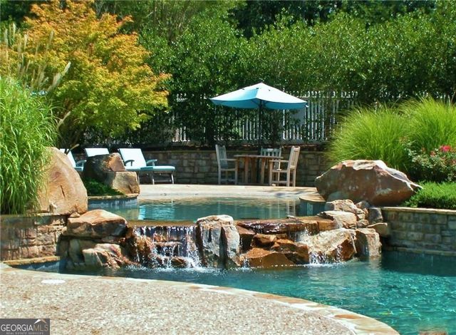 7162 Bluebird Cove, Gainesville, GA 30506