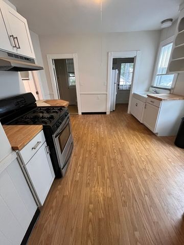 52 Edison Park 1, Quincy, MA 02169