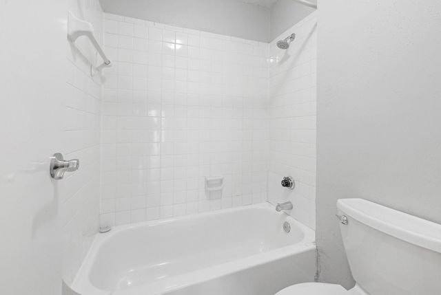 18519 Egret Bay Boulevard 1803, Webster, TX 77058