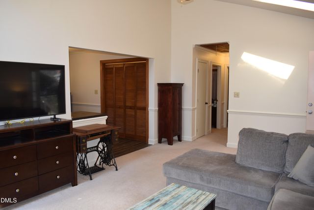 5500 Fortunes Ridge Drive Apt 85c, Durham, NC 27713