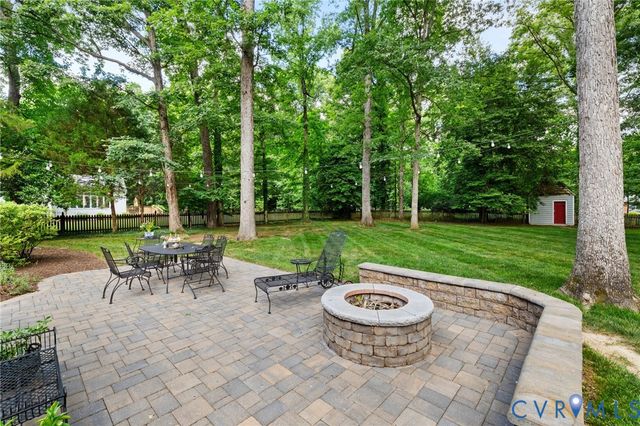 13522 Kingsmill Rd, Midlothian, VA 23113