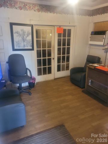 917 Logan Street, Shelby, NC 28150