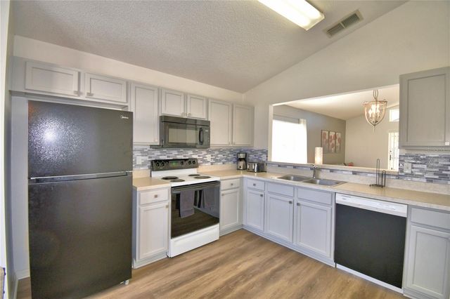 1143 CASTERTON CIRCLE, Davenport, FL 33897