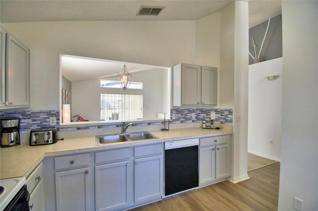 1143 CASTERTON CIRCLE, Davenport, FL 33897