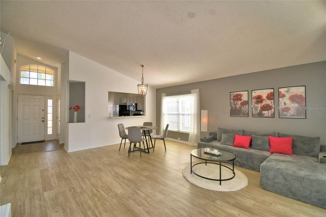 1143 CASTERTON CIRCLE, Davenport, FL 33897