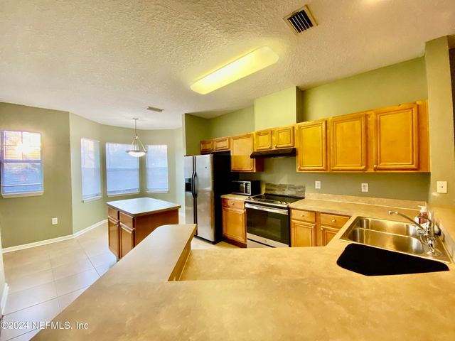 5663 GREENLAND Road 304, Jacksonville, FL 32258