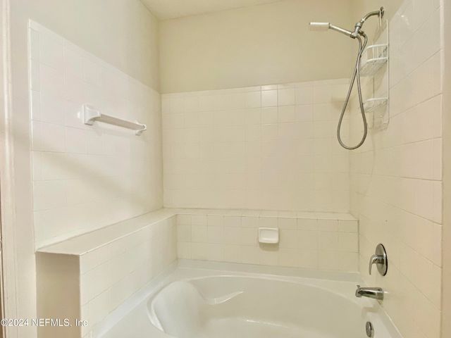 5663 GREENLAND Road 304, Jacksonville, FL 32258