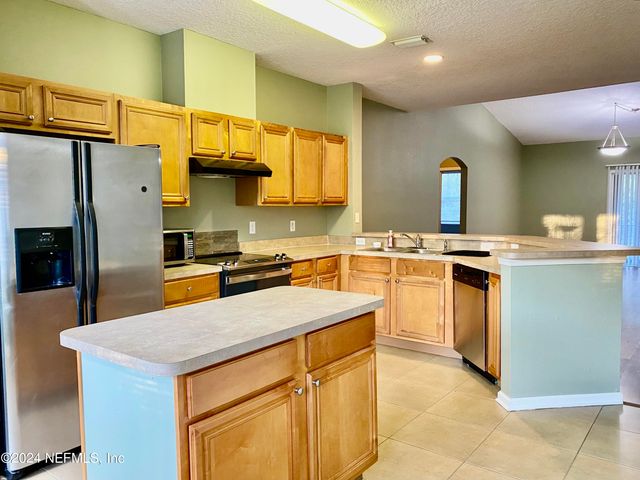 5663 GREENLAND Road 304, Jacksonville, FL 32258