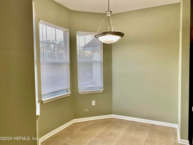 5663 GREENLAND Road 304, Jacksonville, FL 32258