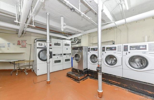 42-52 Layton Street 6F, Elmhurst, NY 11373