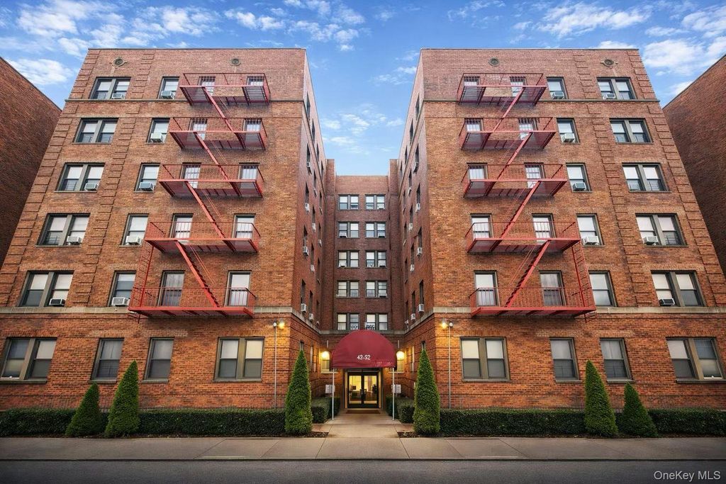 42-52 Layton Street 6F, Elmhurst, NY 11373