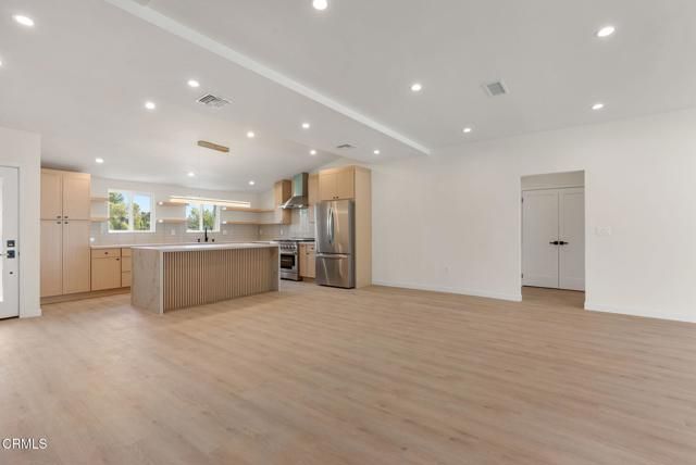 17254 Warrington Drive, Los Angeles, CA 91344