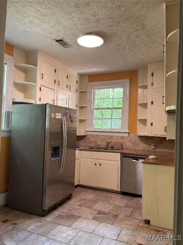 1561 S Court Street, Montgomery, AL 36104