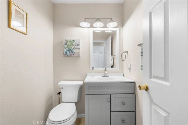 1733 E Norberry, Lancaster, CA 93535