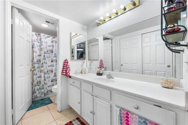 1733 E Norberry, Lancaster, CA 93535